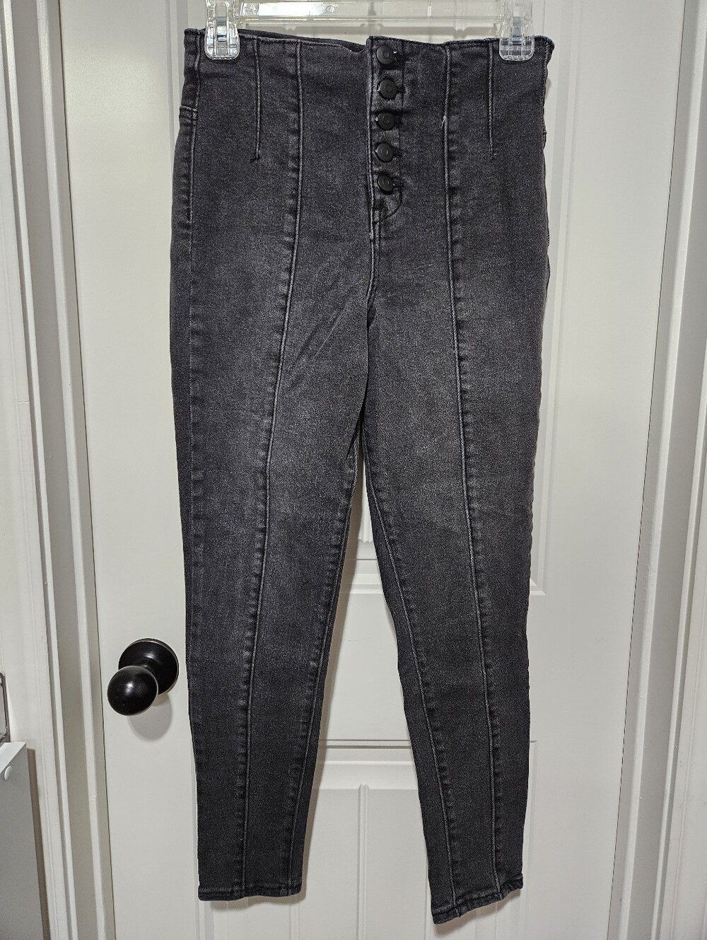 No Boundaries Skinny Jeans